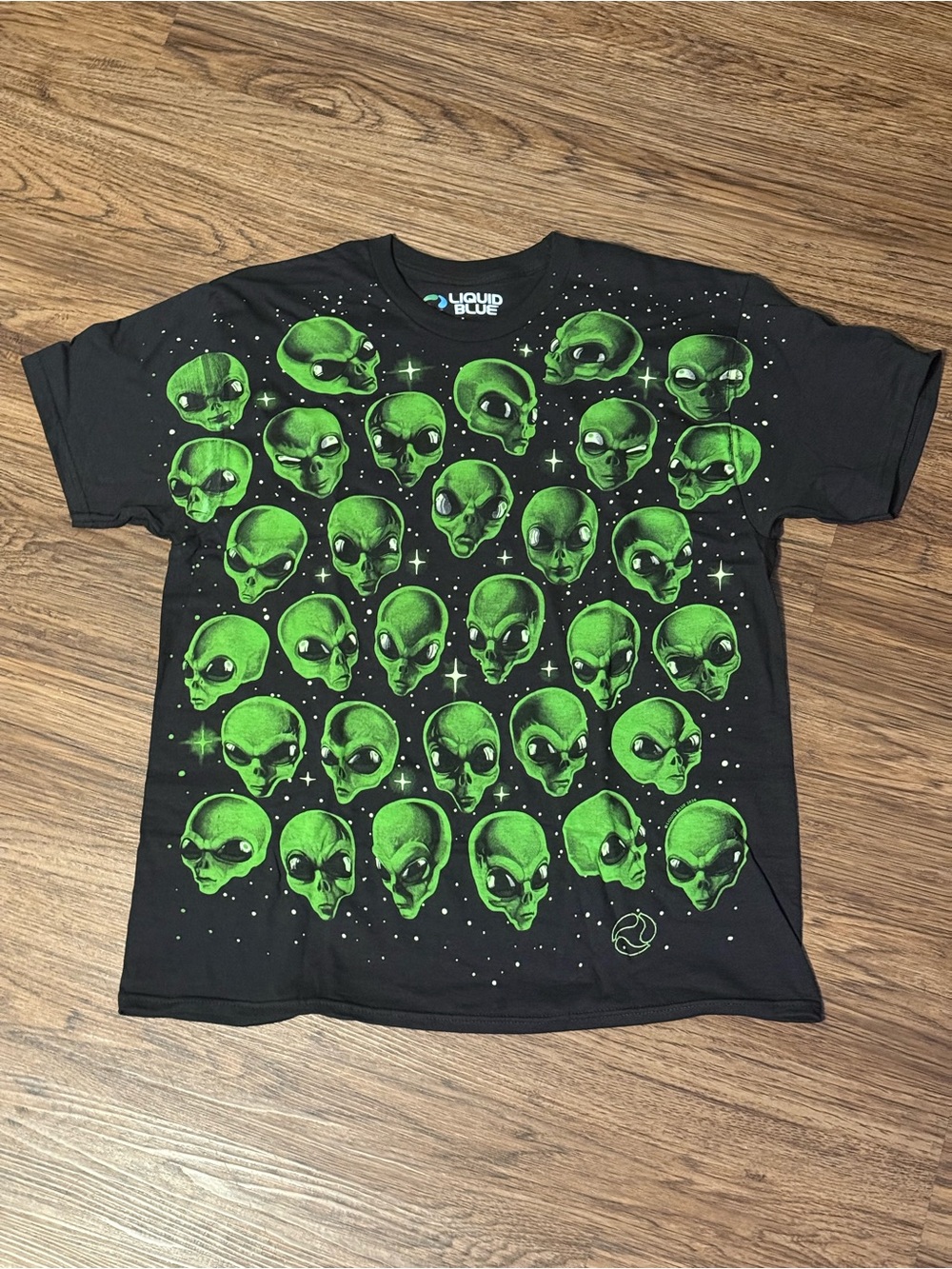 Liquid Blue Glow in the Dark Neon Green Alien Pile on Black Tee - Size L NWOT
